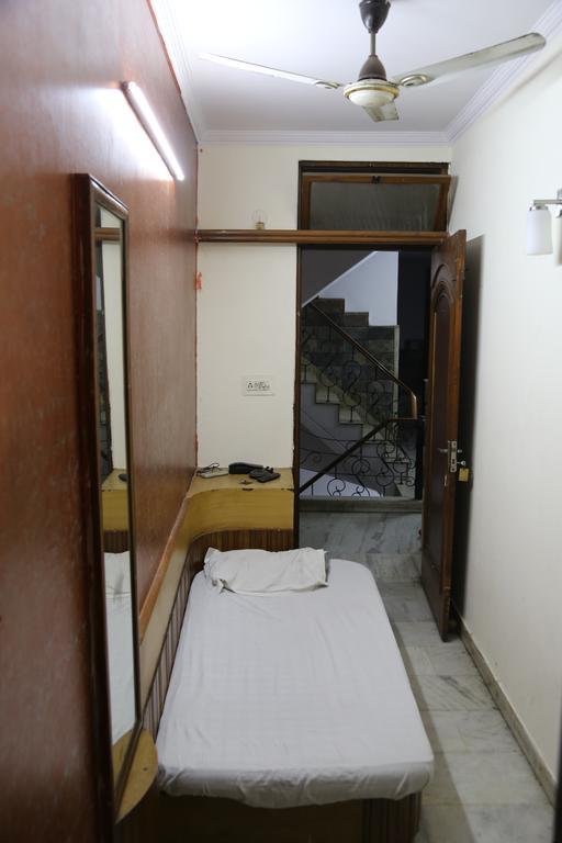 Yes Please Guest House 新德里 外观 照片
